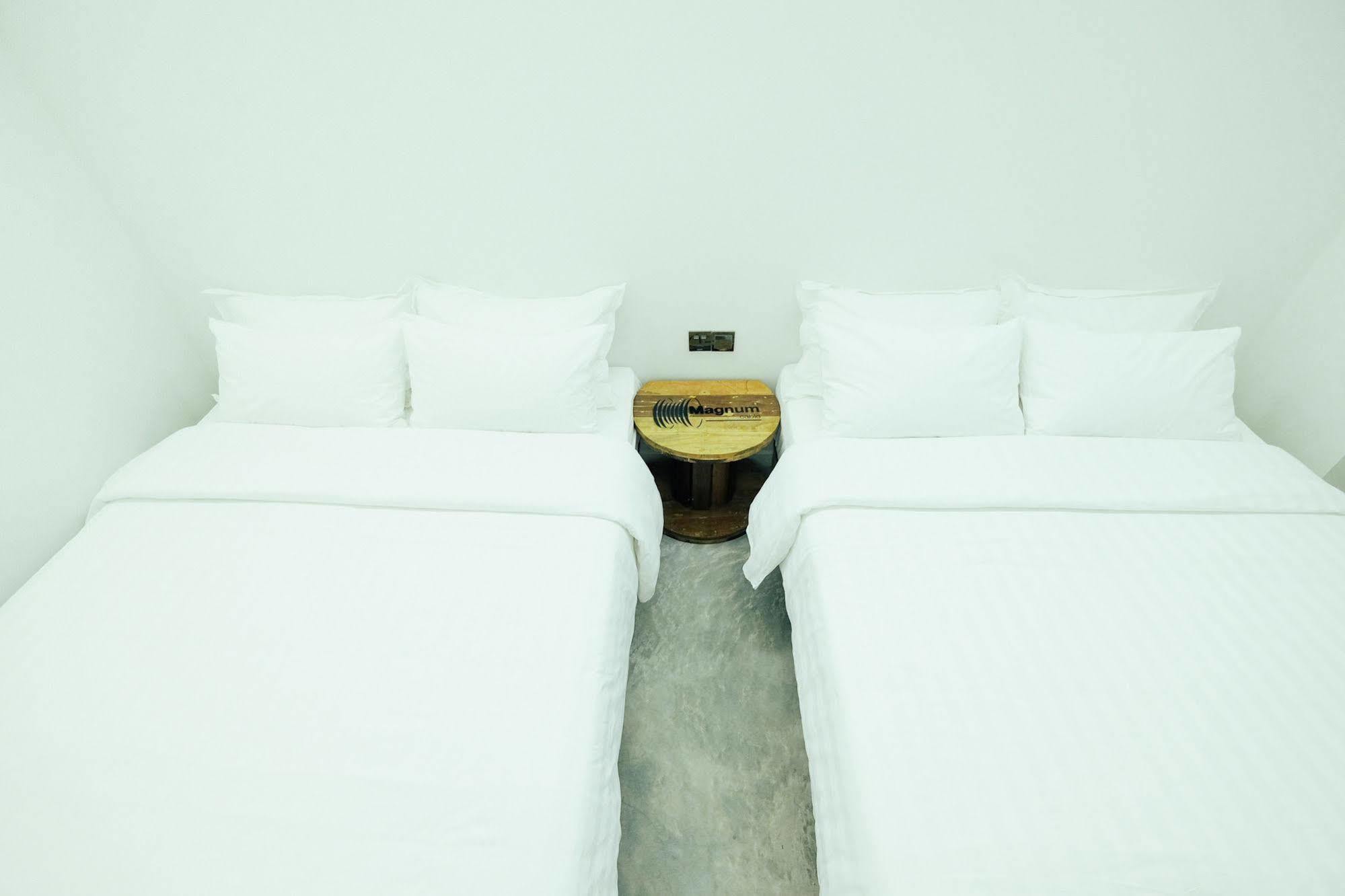 White Loft Hotel Malacca Exterior photo