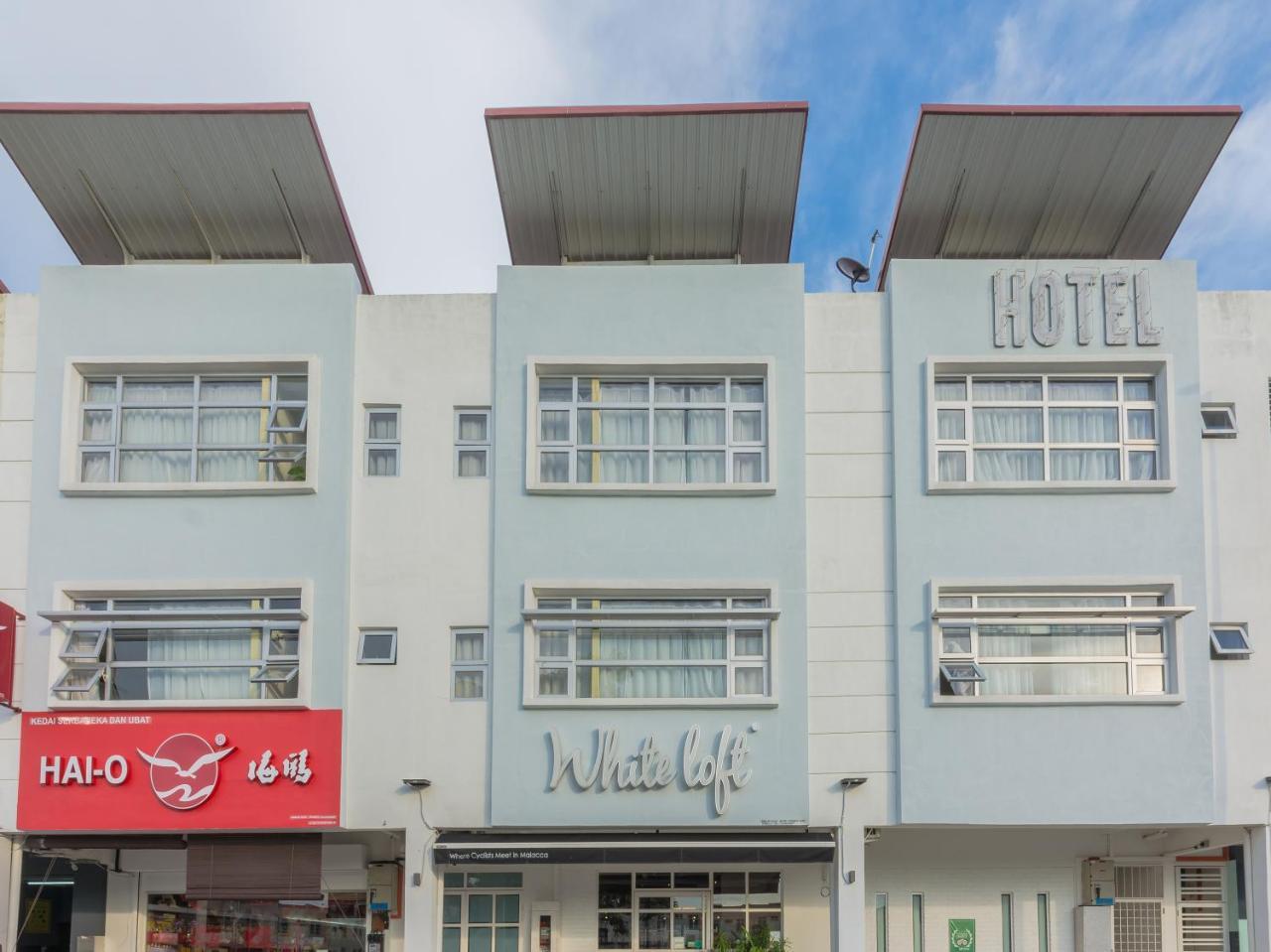 White Loft Hotel Malacca Exterior photo