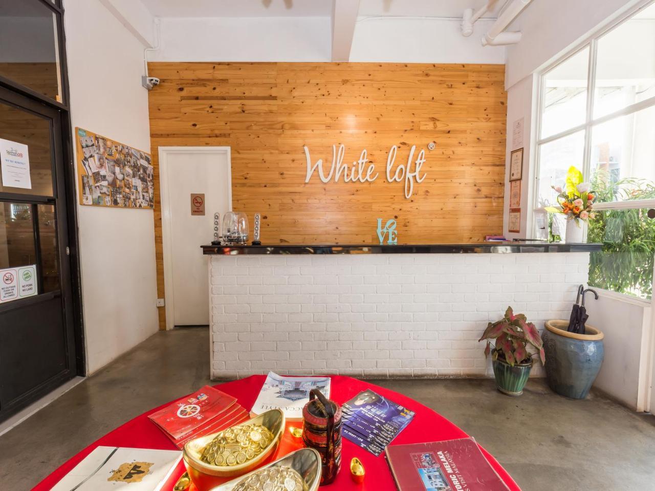 White Loft Hotel Malacca Exterior photo