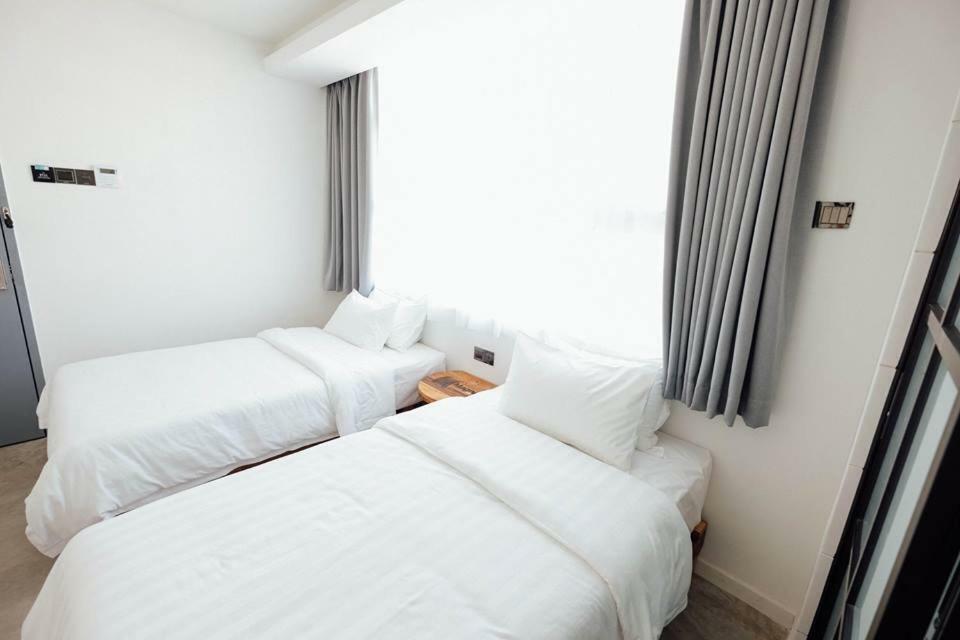 White Loft Hotel Malacca Exterior photo