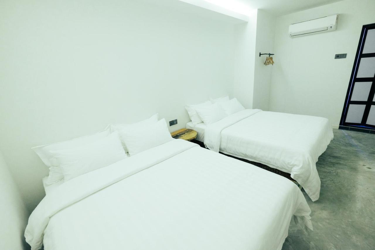 White Loft Hotel Malacca Room photo